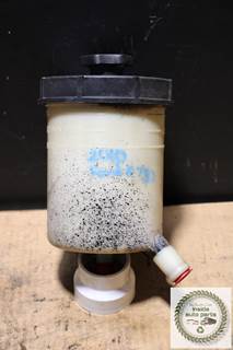 2010 Ford F-750 Power Steering Reservoir