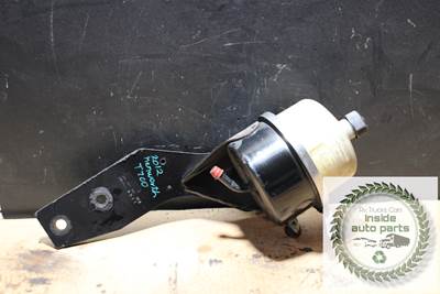 2012 Kenworth T700 Power Steering Reservoir