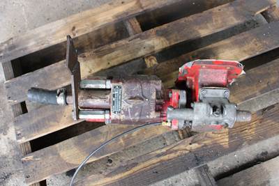 2005 Muncie E2XL1-27-02BPRLX PTO