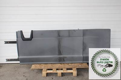 2020 Freightliner Cascadia Fairing LH