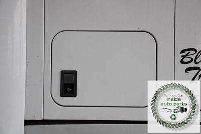 2019 Mack Anthem Sleeper Door