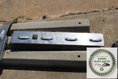 2007 Volvo VT Truck Skirt - Center