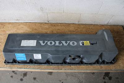Volvo VNL D13 Valve Cover