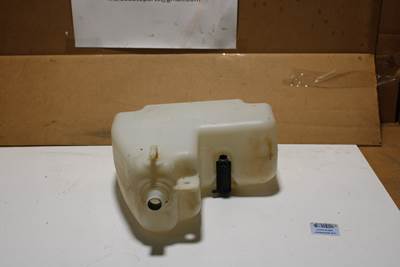 2019 Western Star 4700SF Windshield Washer Reservoir