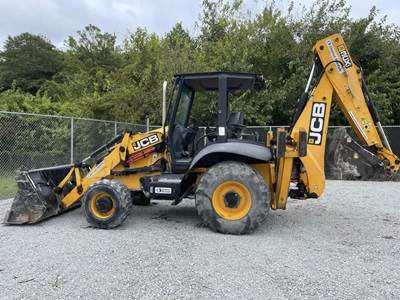 JCB 3CX Backhoe