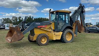 John Deere 710K Backhoe