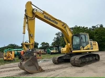 Komatsu PC210LC-11 Excavator