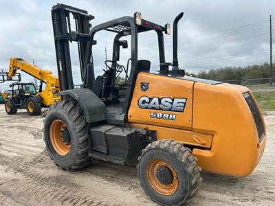 Case 588H Rough Terrain Forklift