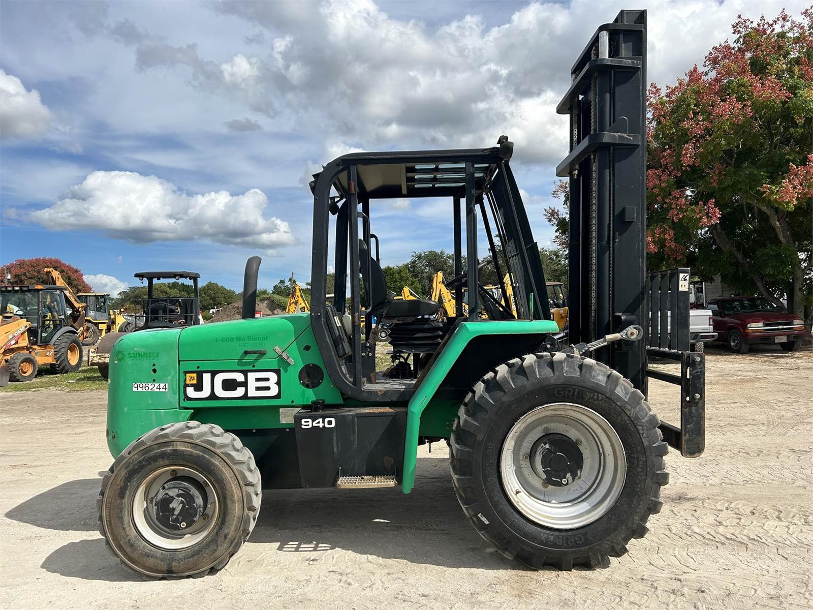 2017 JCB 940 Rough Terrain Forklift For Sale, 1,600 Hours Lake Wales