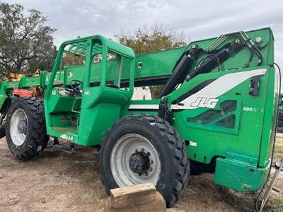 SkyTrak 10054 Telehandler - 10000lb Capacity, 54ft Lift Height