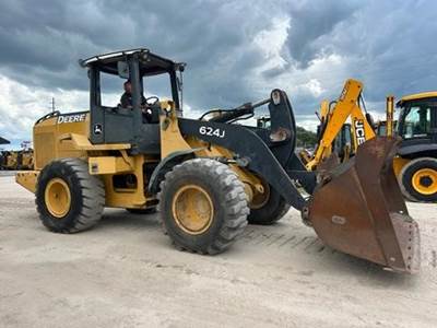 John Deere 624J Wheel Loader
