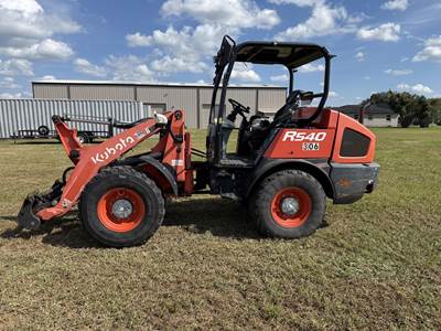 Kubota R540 Wheel Loader