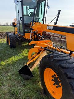 2022 LeeBoy G700 Motor Grader - Ripper