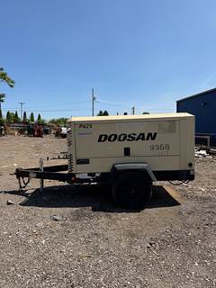 2014 Doosan P425/HP375 T4I 425 CFM Air Compressor Cummins QSB4.5 Runs Great