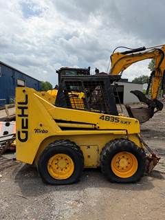 PARTING OUT Gehl 4835 SXT Skid Steer L1575 - Deutz BF3M1011F Engine Available