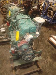 Volvo TD520 Engine