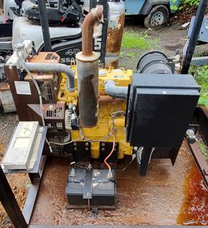 Caterpillar C2.2 4 cylinder non-turbo diesel engine