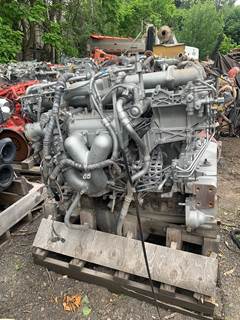 Isuzu 6uz1 6 cylinder turbo diesel engine (MISSING TURBO)
