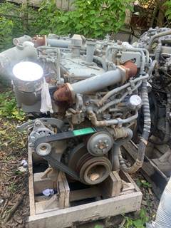 Isuzu 6UZ1 6 Cylinder Turbo Diesel Engine (MISSING TURBO