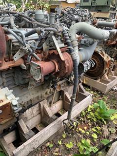 Isuzu 6UZ1 6 Cylinder Turbo Diesel Engine (MISSING TURBO)