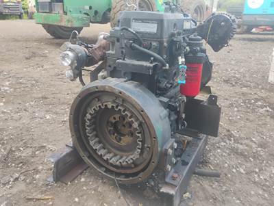 John Deere 4024 Engine