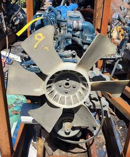 Kubota v2203 4 cylinder diesel engine non turbo