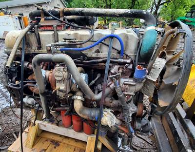 Mack MP7 6 cylinder turbo diesel engine