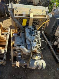 Perkins 404D Engine