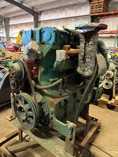 Volvo Penta TD520 GE 119 HP Turbo Diesel – LOW HOUR ENGINE – RUNS