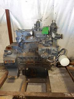 Kubota V2403-CR-T-EF18 2.4L Turbo Diesel Engine – 54 HP – Low Hours