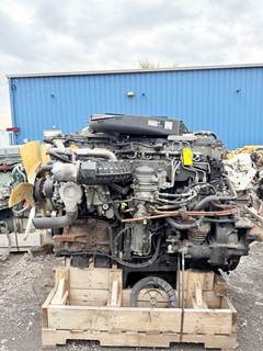 2017 Detroit DD15 Diesel Engine – 14.8L – Complete Running Engine – Great Condition
