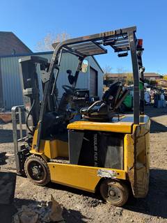 2021 Caterpillar CAT EC25N2 Electric Forklift – 4,400 LB Capacity – Excellent Condition