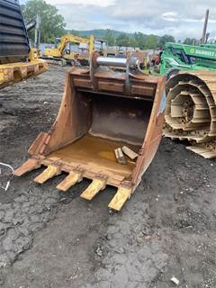Volvo EC330C Bucket