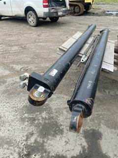 Caterpillar 740B Lift / Boom Cylinder