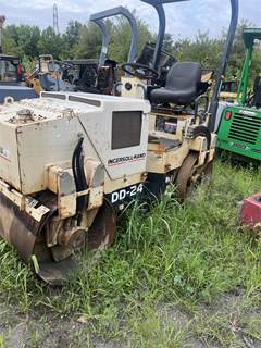 Ingersoll-Rand DD24 Smooth Drum Roller Compactor