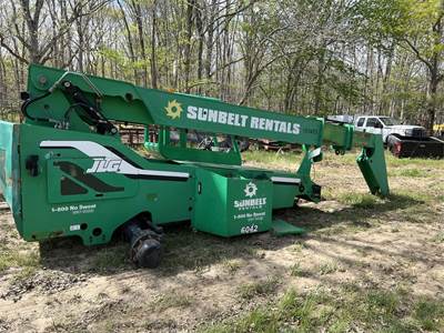 SkyTrak 6042 Telehandler