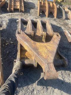 Heavy Duty Thumbother Available Fits Diffrent Size Call Us For Your Need