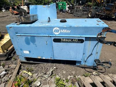 Miller Trailblazer 44D Diesel Welder Generator 1227 Hrs Continental TMD-27 Runs Great