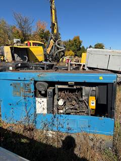 Miller Big Blue 302 D Diesel Welder Generator – Low Hours – Strong Runner