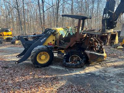 John Deere 304L Wheel Loader