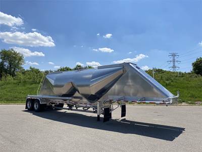 MAC 42x102 Tandem Axle Aluminum Dry Bulk / Pneumatic Tank Trailer - Air Ride