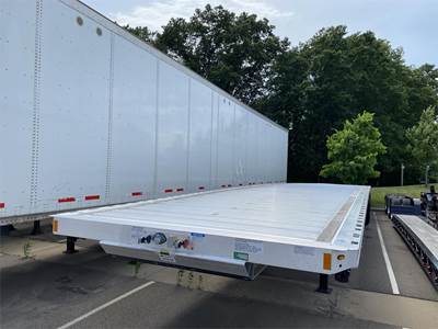 Fontaine Revolution 53x102 Aluminum Flatbed Trailer - Air Ride, Sliding Axle
