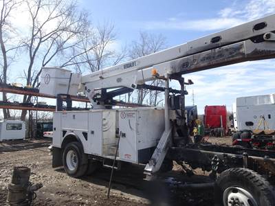 Freightliner M2 106 Boom / Bucket Truck - 2019 VERSALIFT VO455MHI Aerial Lift