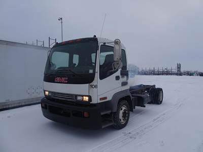 Isuzu T6500 Single Axle Cab & Chassis Truck - Caterpillar, Automatic