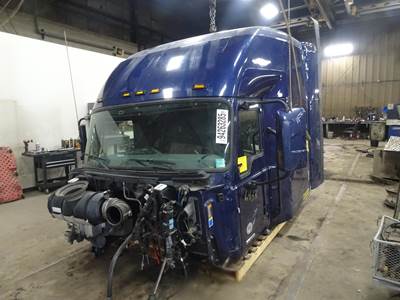 Mack Anthem Cab Assembly