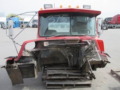 Mack DM690S Cab Assembly