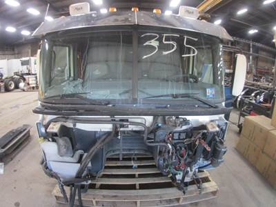 Mack Pinnacle CXU613 Cab Assembly