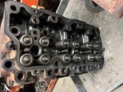 Mack E-Tech Cylinder Head