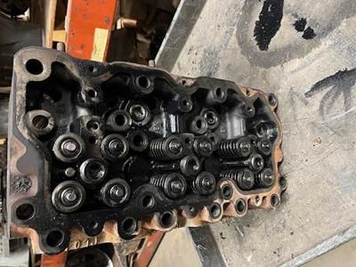 Mack E-Tech Cylinder Head