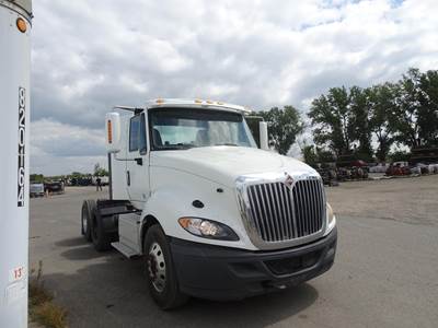 International ProStar Day Cab Truck - Cummins 400HP, 10 Speed Manual
